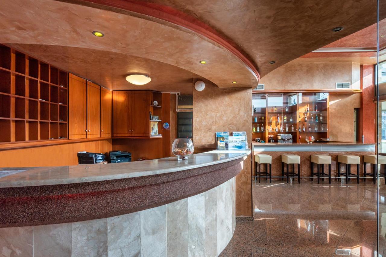 Comfort Hotel Apartments Rhodes City Exterior photo