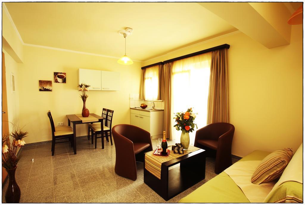 Comfort Hotel Apartments Rhodes City Room photo