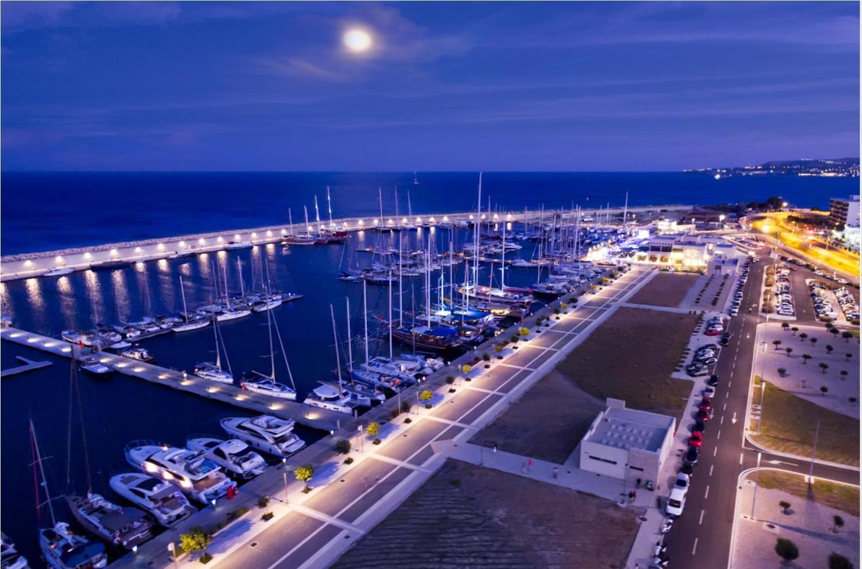 Comfort Hotel Apartments Rhodes City Exterior photo